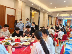 <strong>保食物平安零变乱</strong>